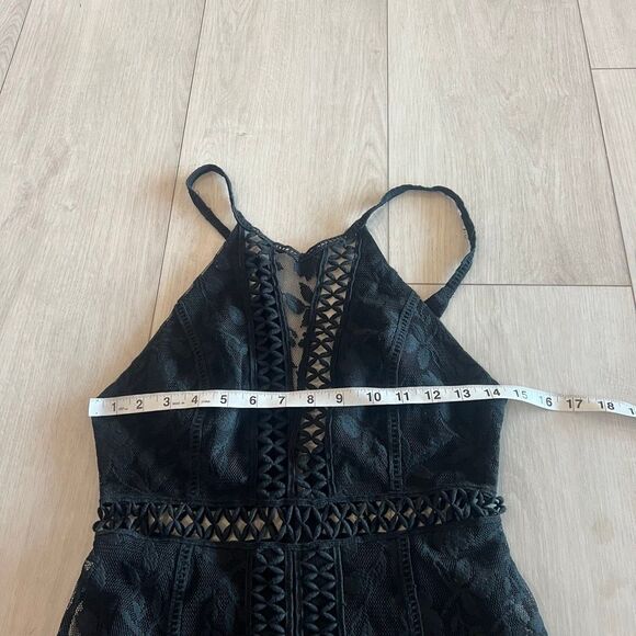 Free People Anastasia Halter Black Lace Crochet Midi Cut Out Sheer Dress size 2 - Picture 4 of 10